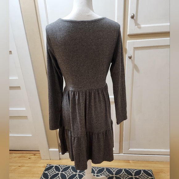 Wild Fable Women's Scoop Neck Long-sleeved Dress - Picture 7 of 11